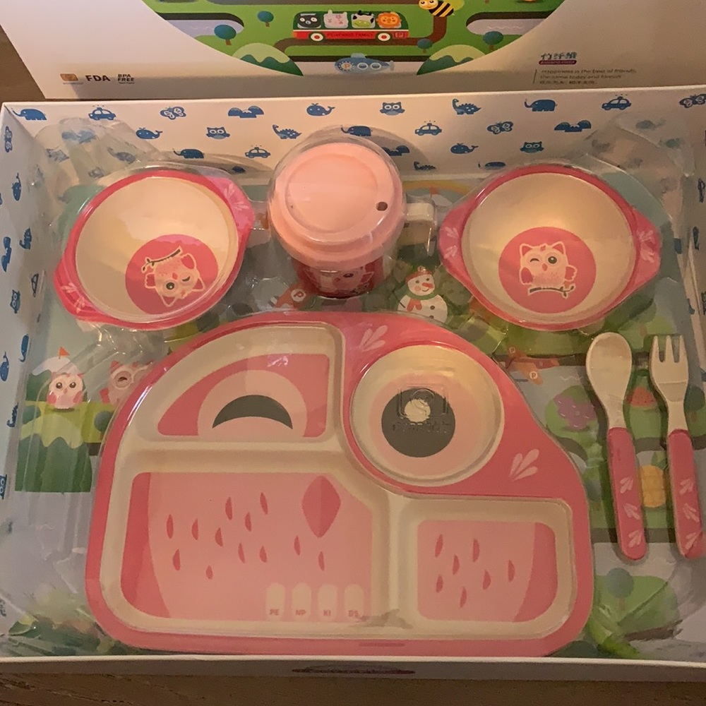 Children’s dinnerware set
